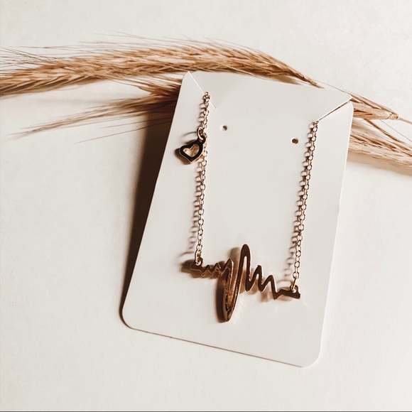 Gold Heartbeat Pulse Love Necklace - Picture 2 of 2